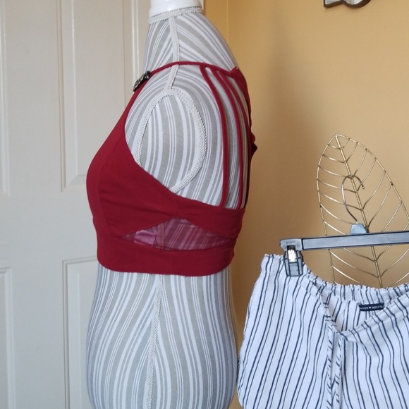 Halter top , back zipper sz M - Picture 3 of 7